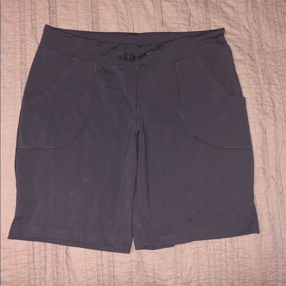Lucy bike shorts